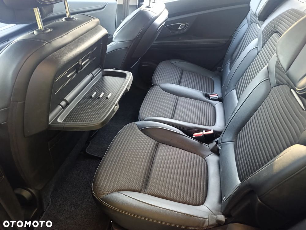 Renault Scenic ENERGY TCe 130 BOSE EDITION - 26