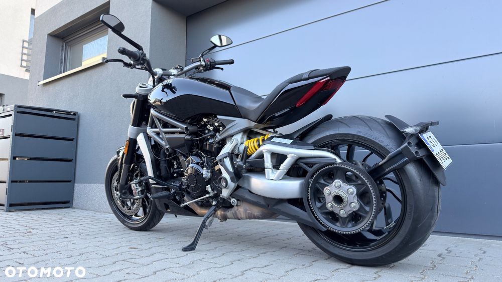 Ducati Diavel - 13