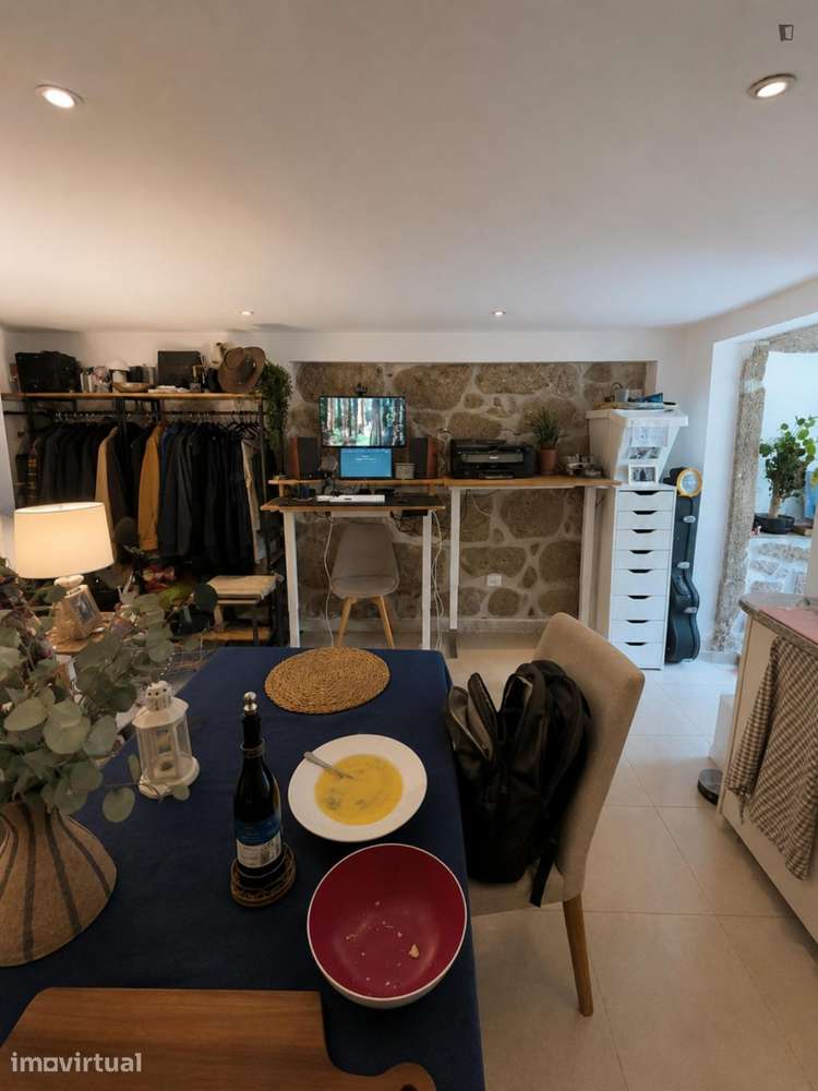 Apartamento com 1 quartos - localizado em Paranhos Porto - Grande imagem: 4/9