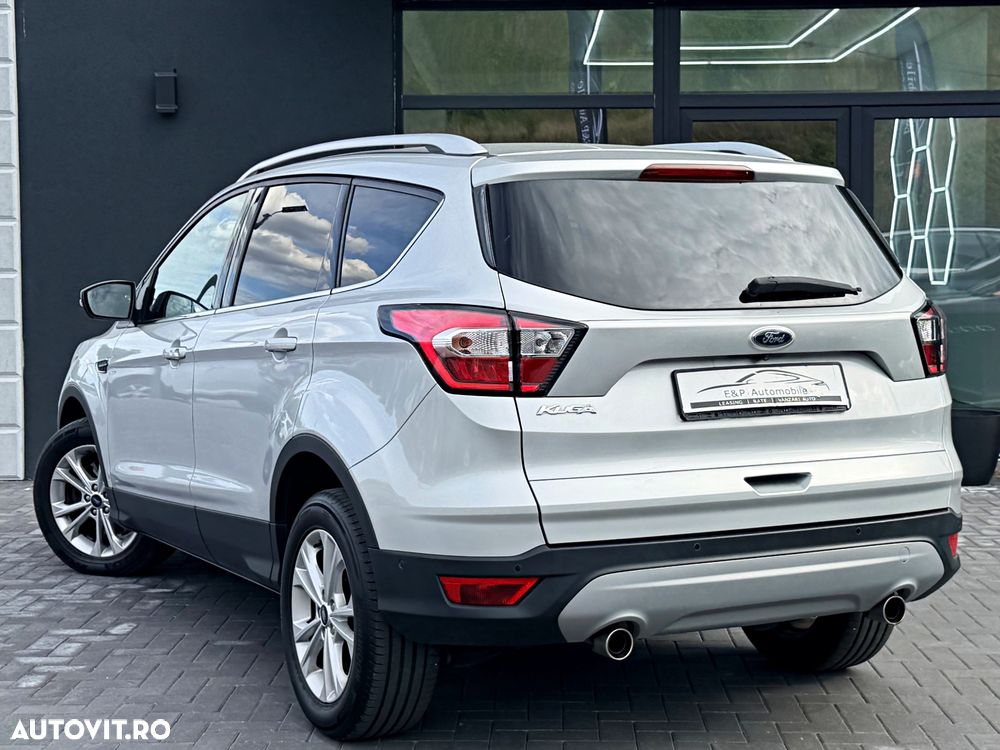 Ford Kuga - 5