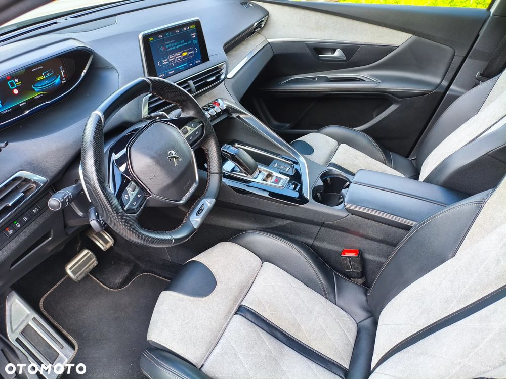 Peugeot 3008 1.6 PureTech Hybrid4 PHEV GT S&S EAT8 - 19