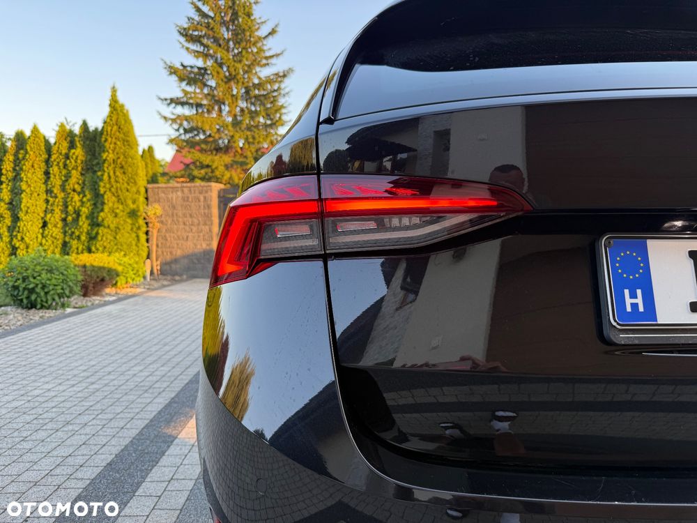 Skoda Octavia 2.0 TDI Elegance DSG - 29