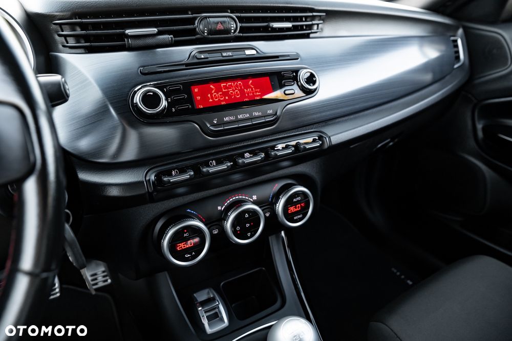 Alfa Romeo Giulietta 1.4 TB 16V - 31