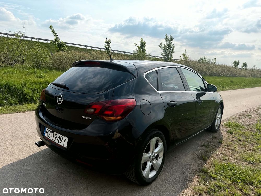 Opel Astra 1.4 T Sport - 2