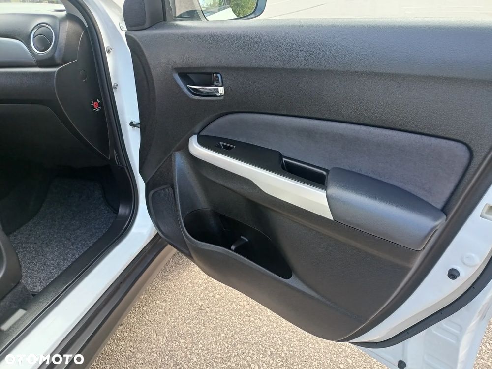 Suzuki Vitara - 17