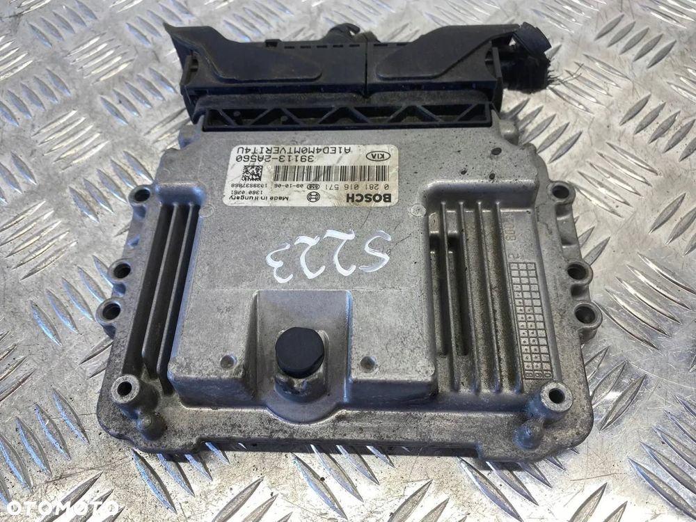 KOMPUTER STEROWNIK SILNIKA KIA CEED I 1.6 CRDI 39113-2A560 0281016571 - 3