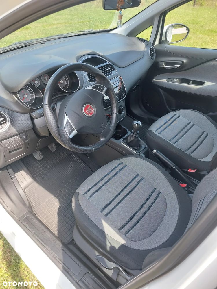 Fiat Punto - 32