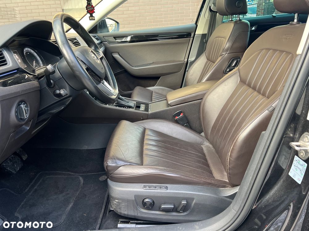 Skoda Superb 2.0 TDI DSG L&K - 29