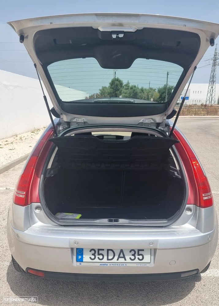 Citroën C4 1.6 HDi SX - 4