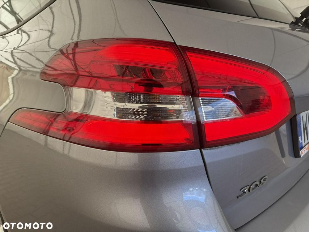 Peugeot 308 - 30