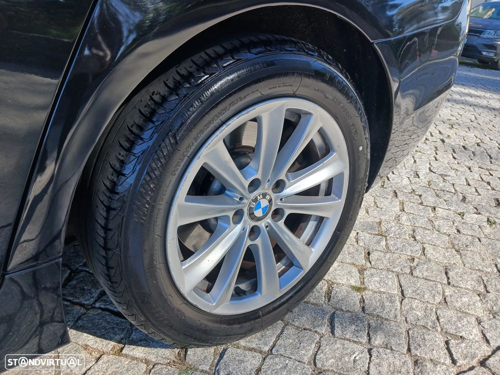 BMW 525 d xDrive Exclusive Auto - 55