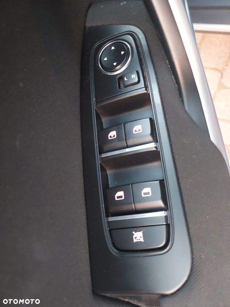 Kia XCeed 1.4 T-GDI OPF DCT7 SPIRIT - 9