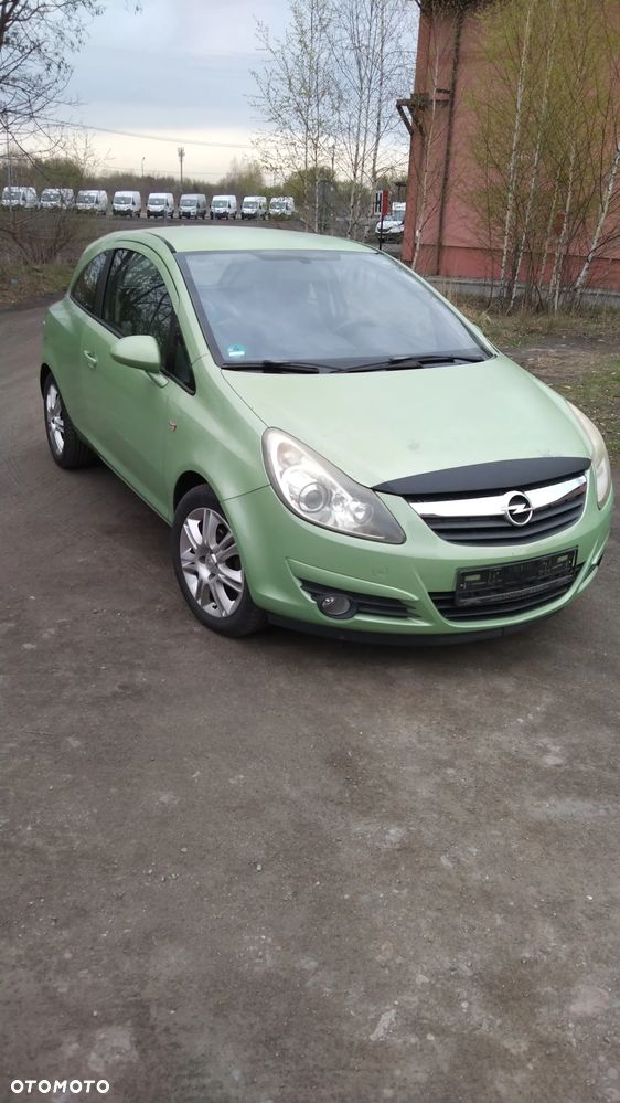 Opel Corsa 1.4 16V - 4