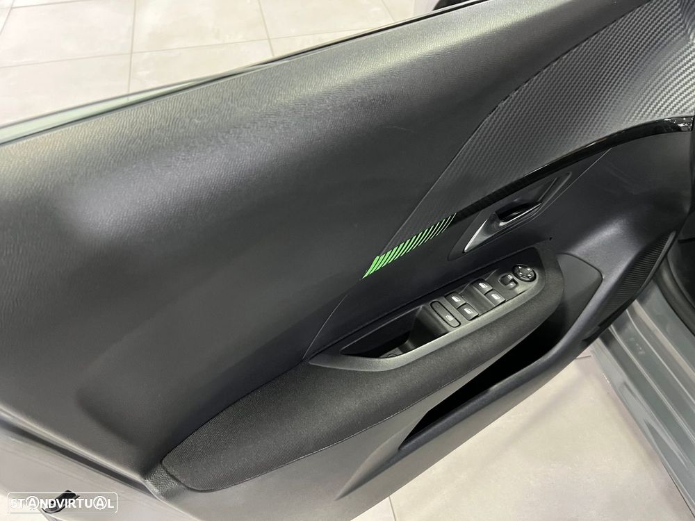 Peugeot 208 1.2 PureTech Active Pack - 26