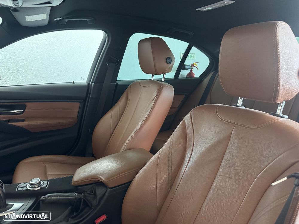 BMW 328 i Auto Pack M - 22