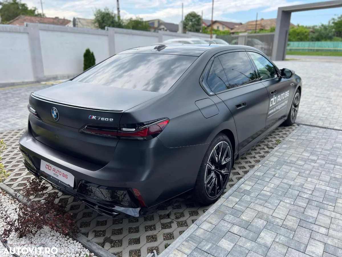 BMW M7 M760e xDrive - 17