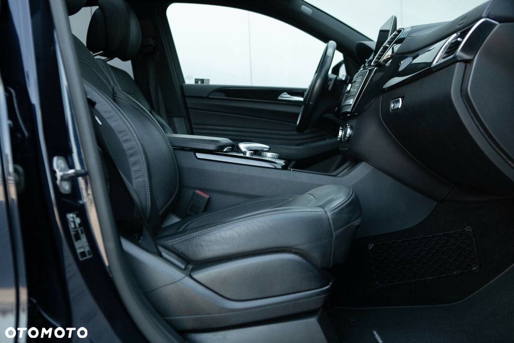 Mercedes-Benz GLE - 26