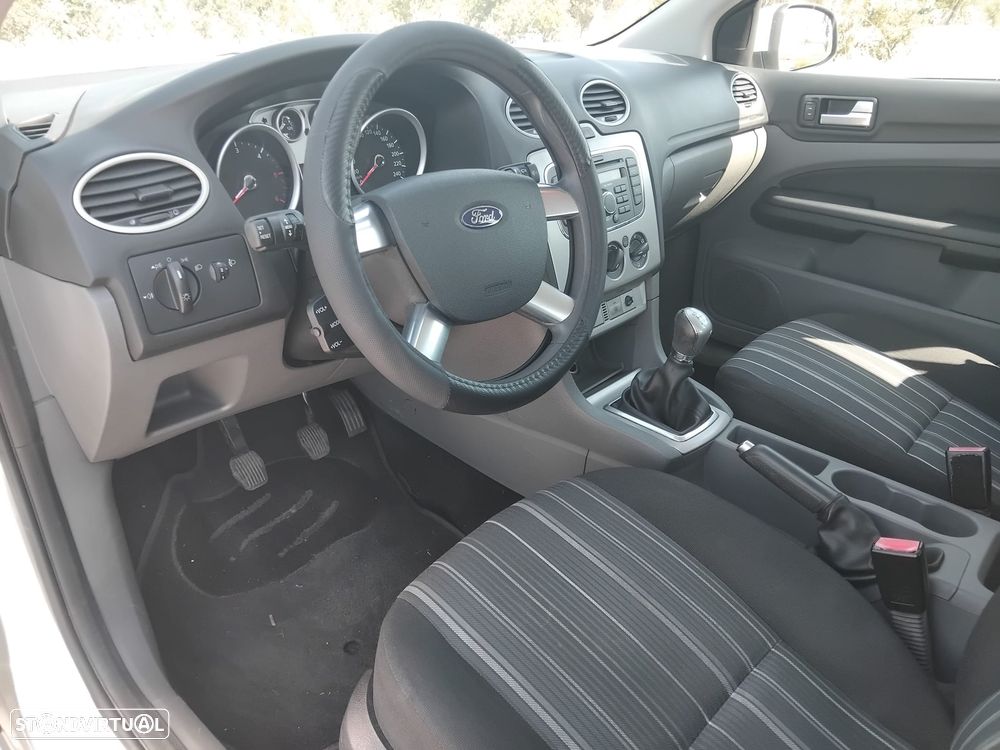 Ford Focus 1.6 TDCi ECOnetic - 10