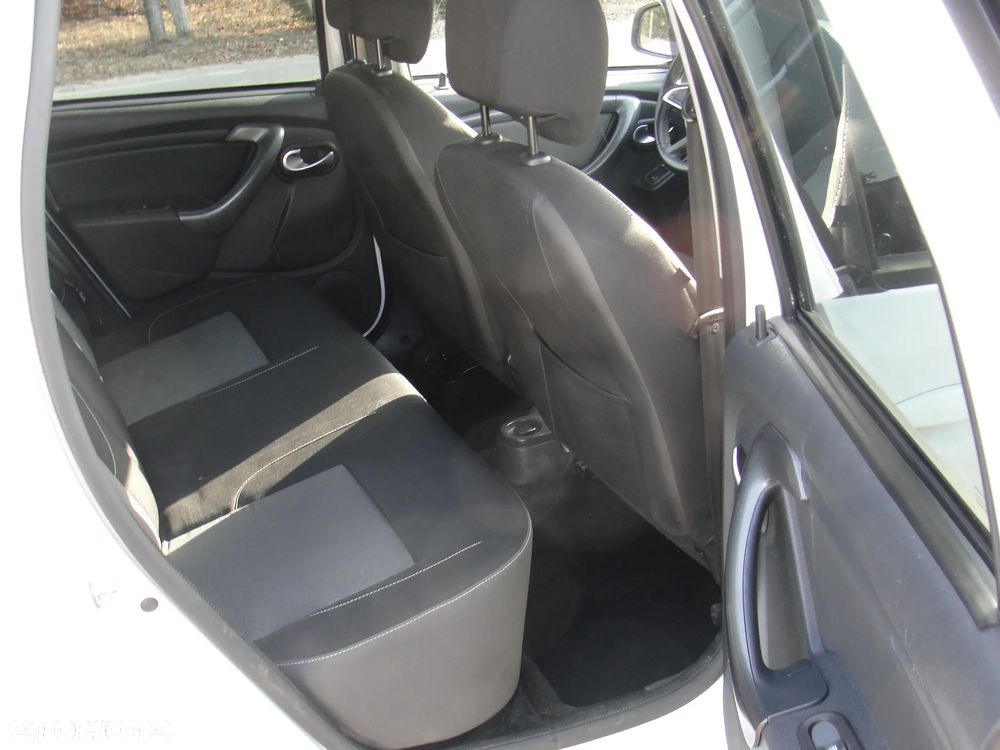 Dacia Duster dCi 110 FAP 4x4 Prestige - 8