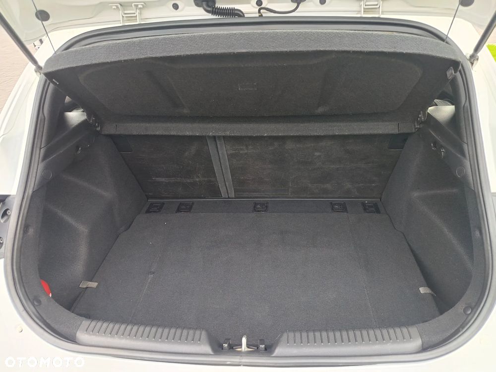 Hyundai i30 - 12