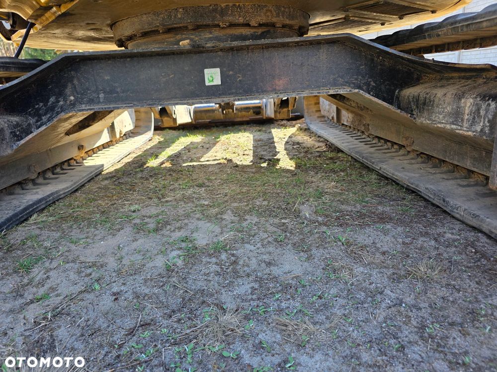 Caterpillar 305 - 18