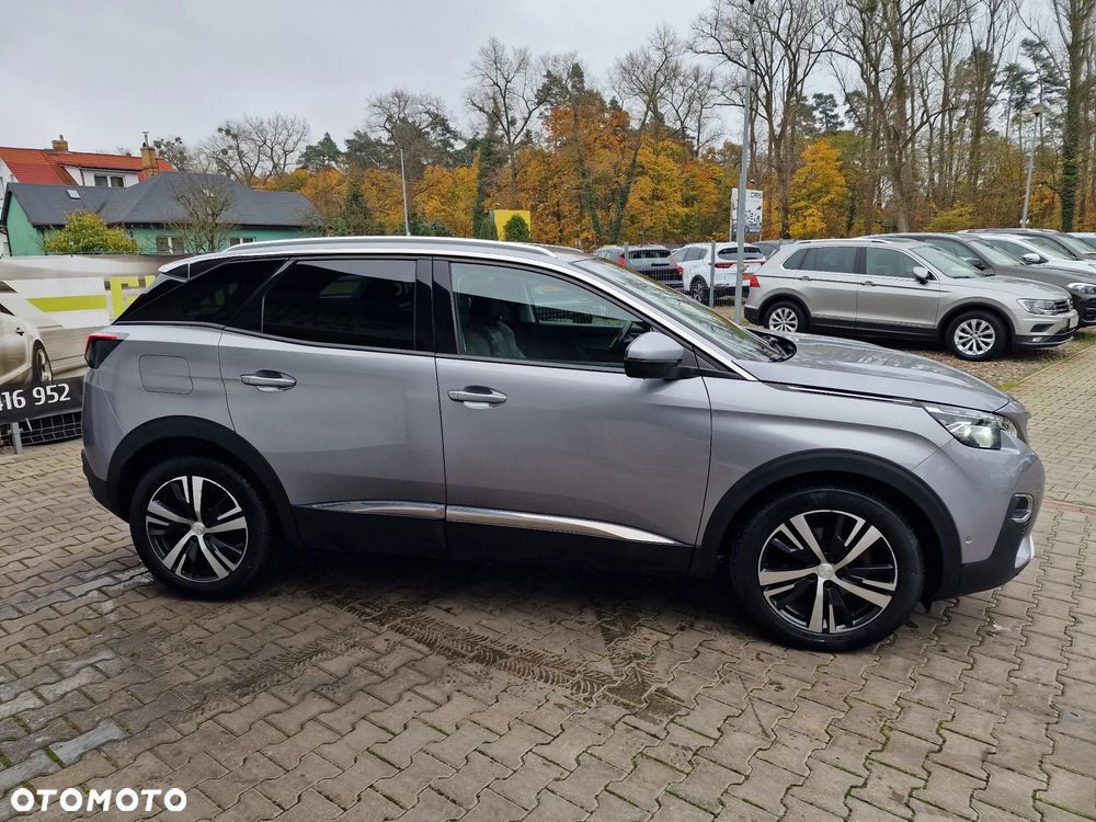 Peugeot 3008 1.5 BlueHDi Allure S&S - 11