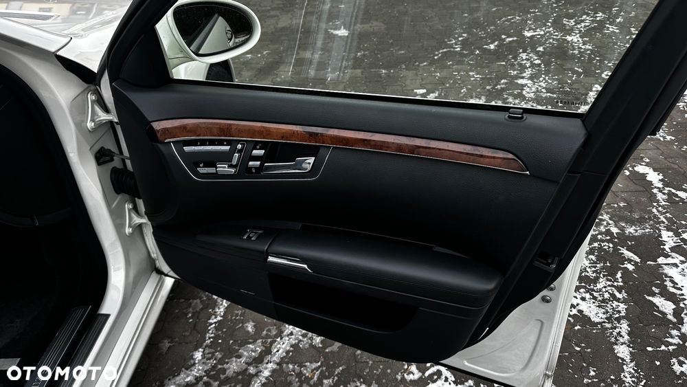 Mercedes-Benz Klasa S 500 L 7G-TRONIC - 32