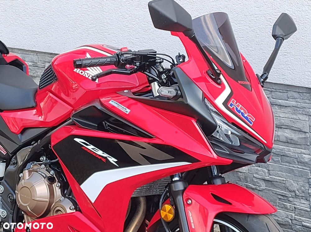 Honda CB - 1