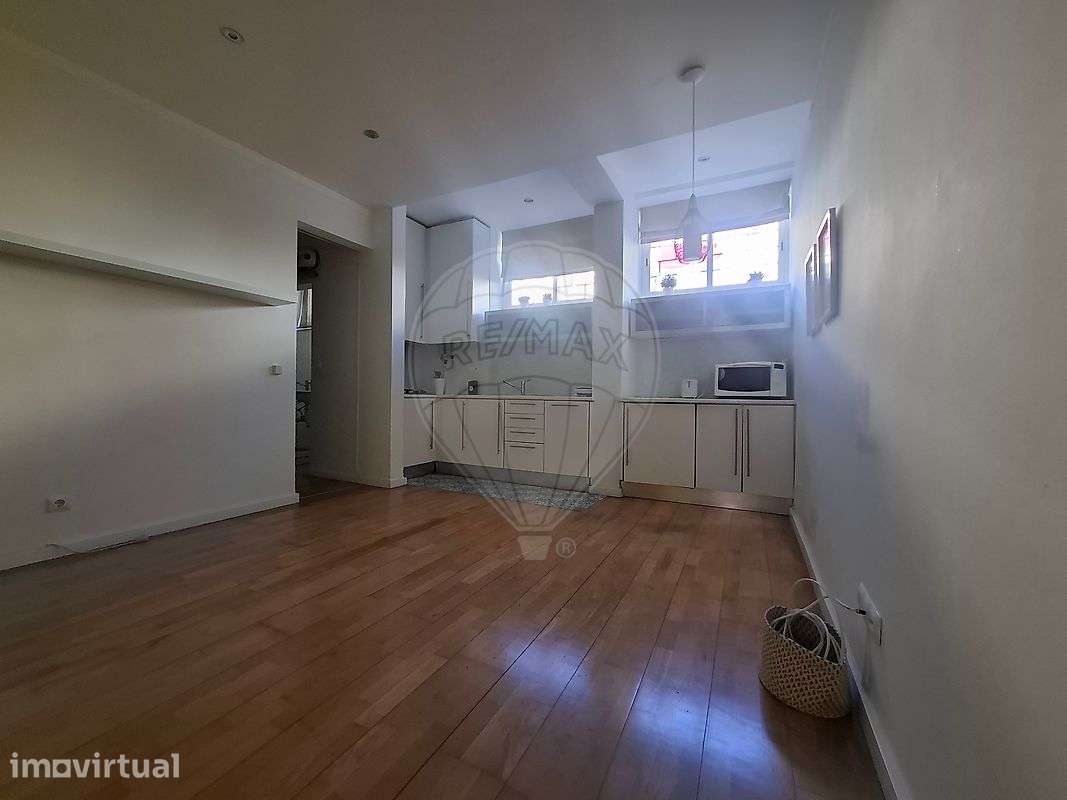 Apartamento T1 para arrendamento - Grande imagem: 2/17