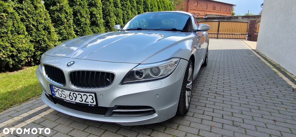 BMW Z4 sDrive18i - 10