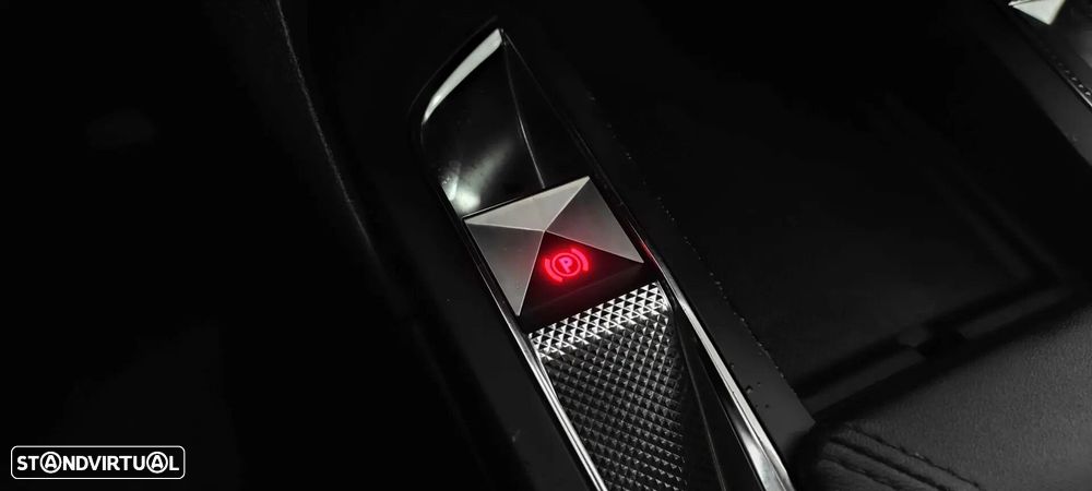 DS DS3 Crossback - 35