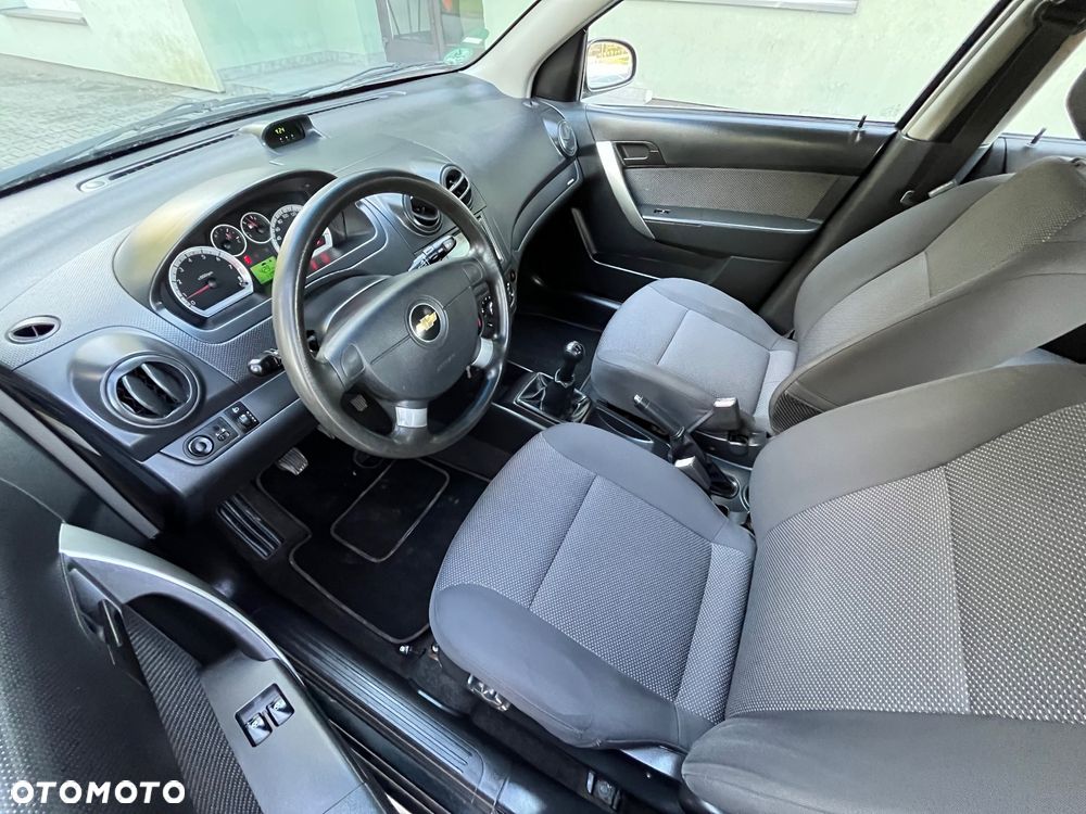 Chevrolet Aveo 1.2 16V LT - 5