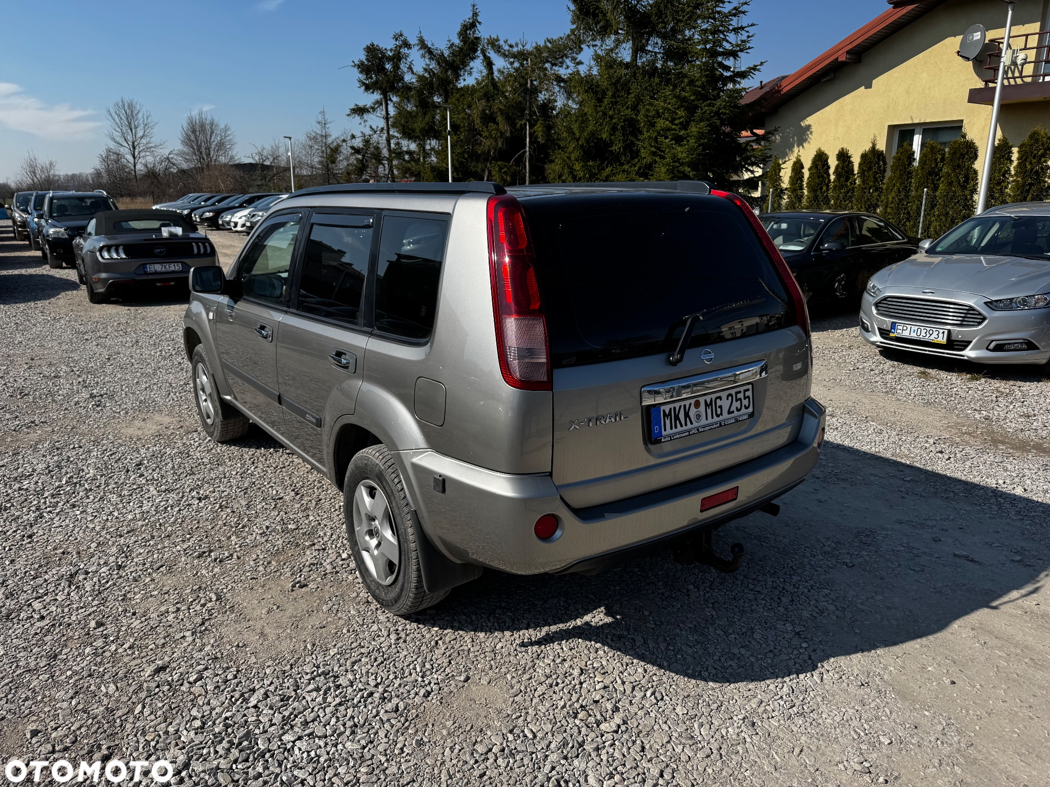 Nissan X-Trail 2.0 Comfort - 4