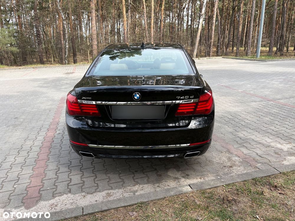 BMW Seria 7 740d xDrive - 4