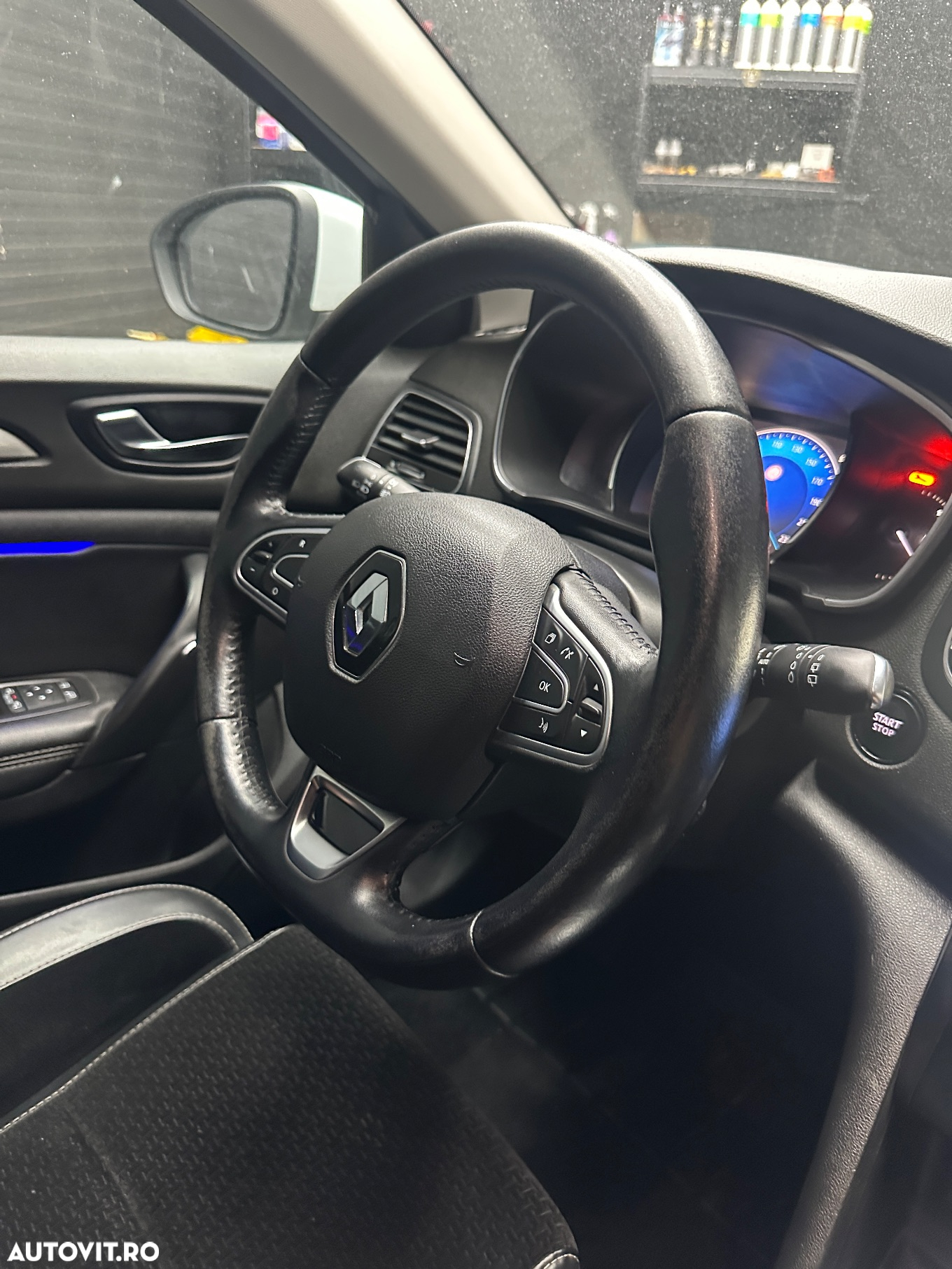 Renault Megane ENERGY dCi 110 EDC INTENS - 14