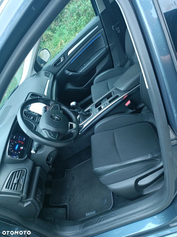 Renault Megane Grandtour TCe 140 GPF INTENS - 7