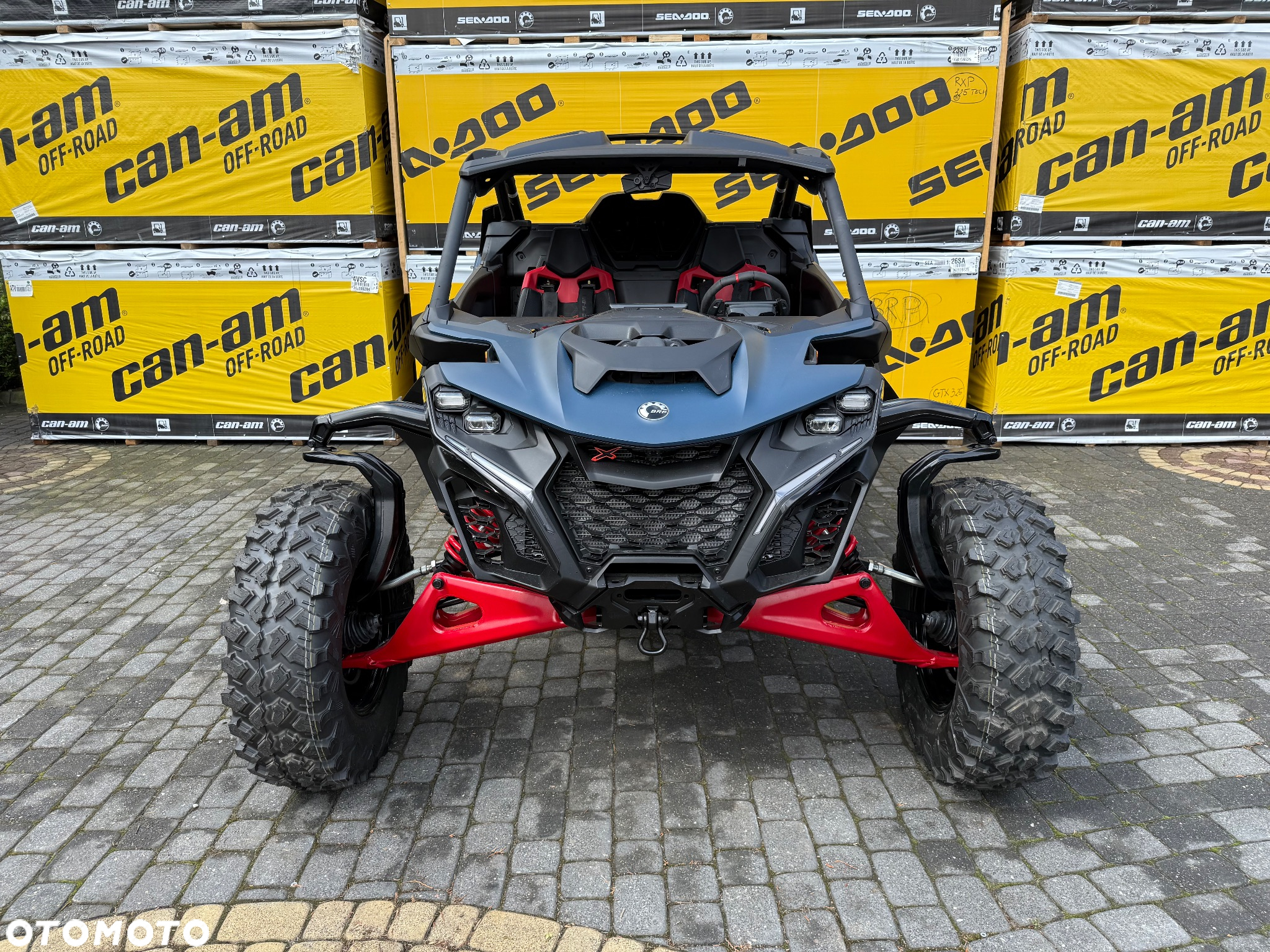 Can-Am Maverick - 3