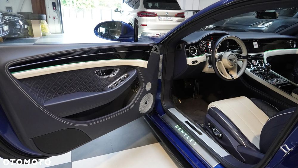 Bentley Continental GT - 5