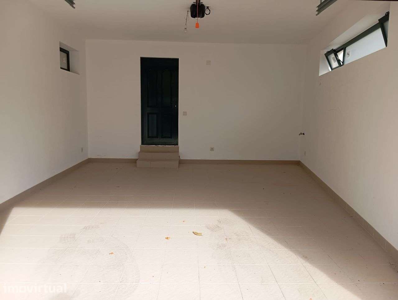 Garagem fechada centro da cidade - Grande imagem: 2/4