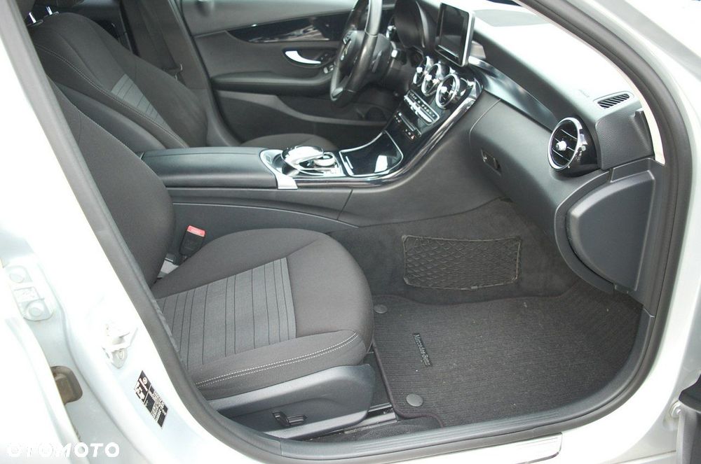 Mercedes-Benz Klasa C - 7