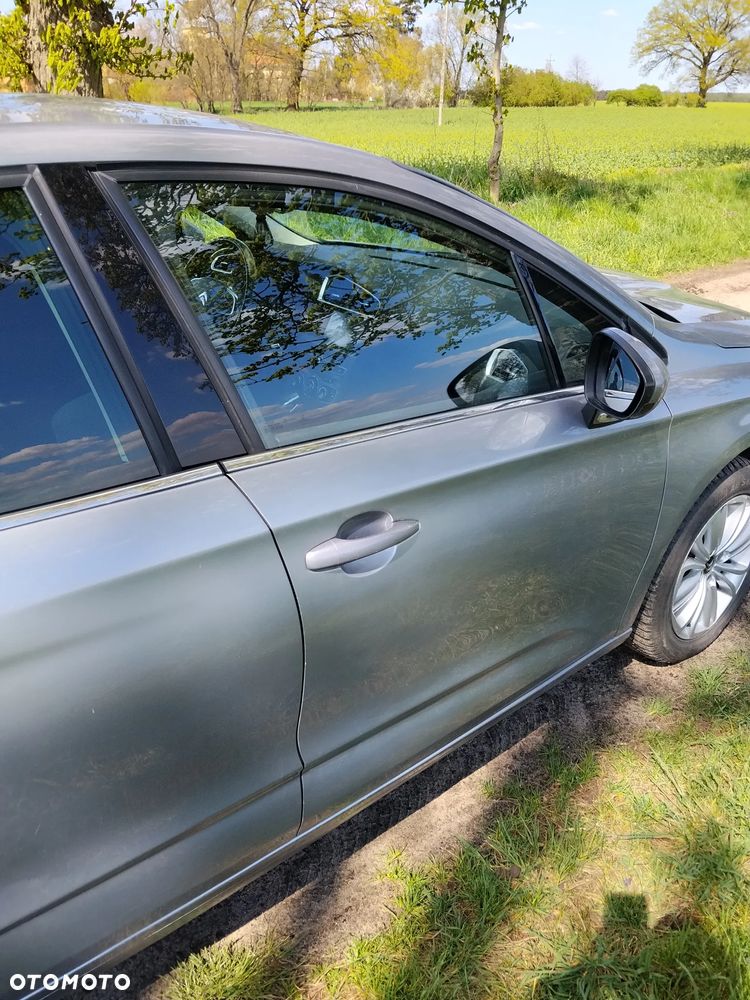 Citroën C4 BlueHDi 120 Stop&Start EAT6 Shine - 7