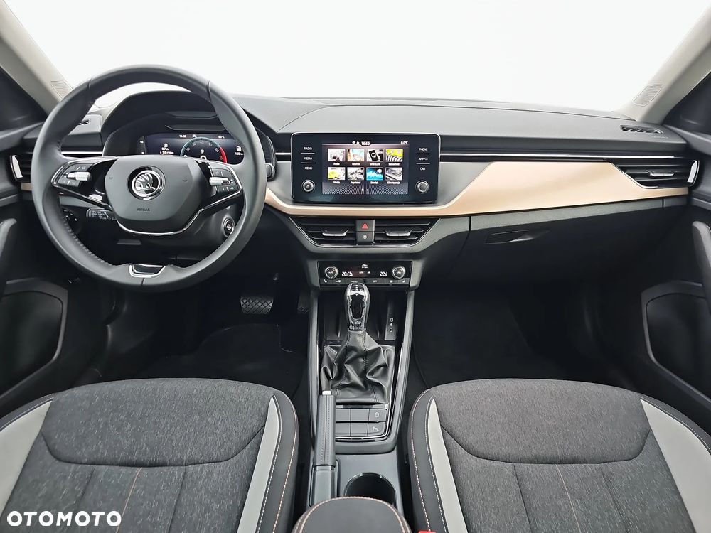 Skoda Kamiq 1.5 TSI Style DSG - 9