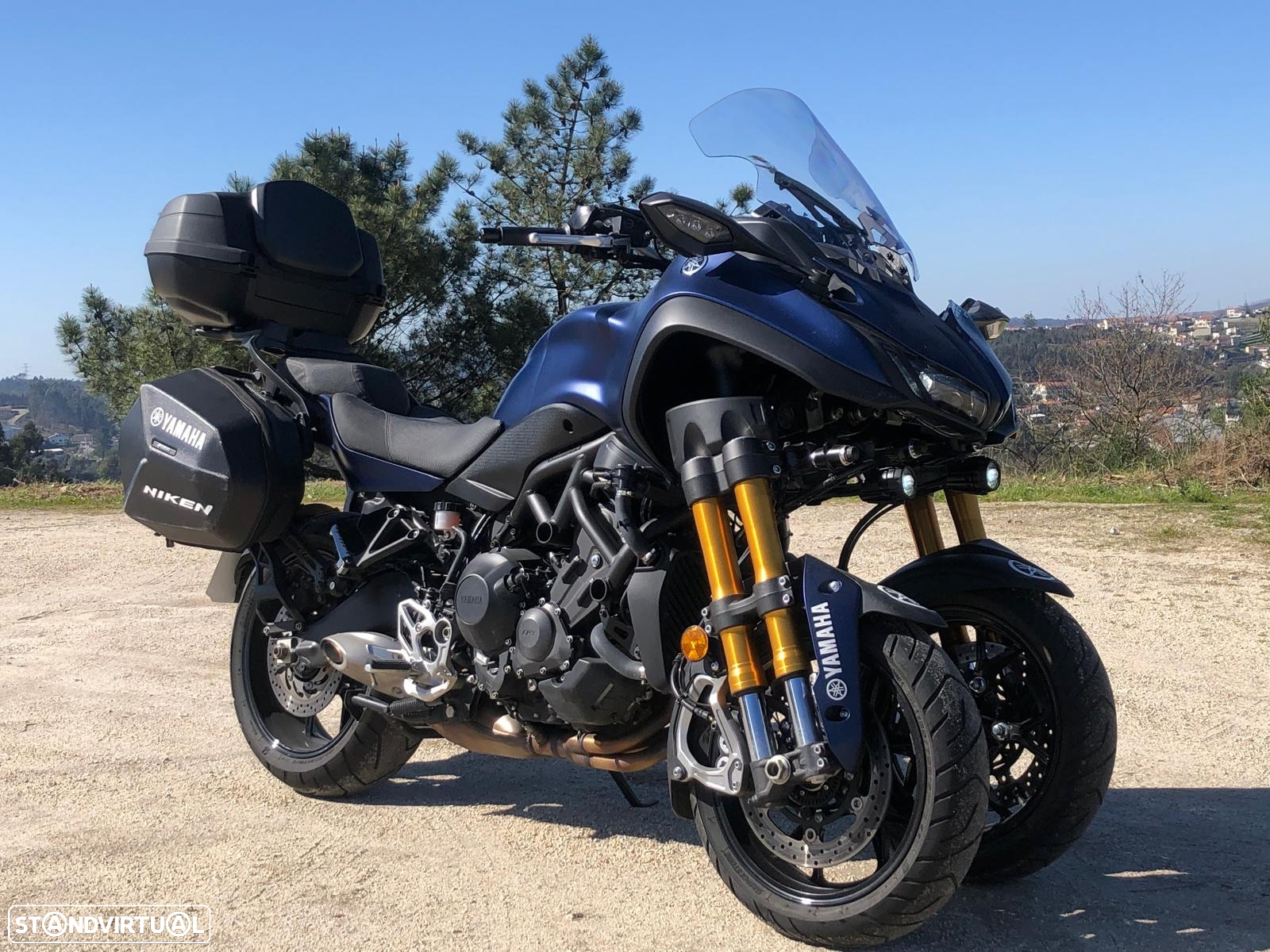 Yamaha Niken GT - 3