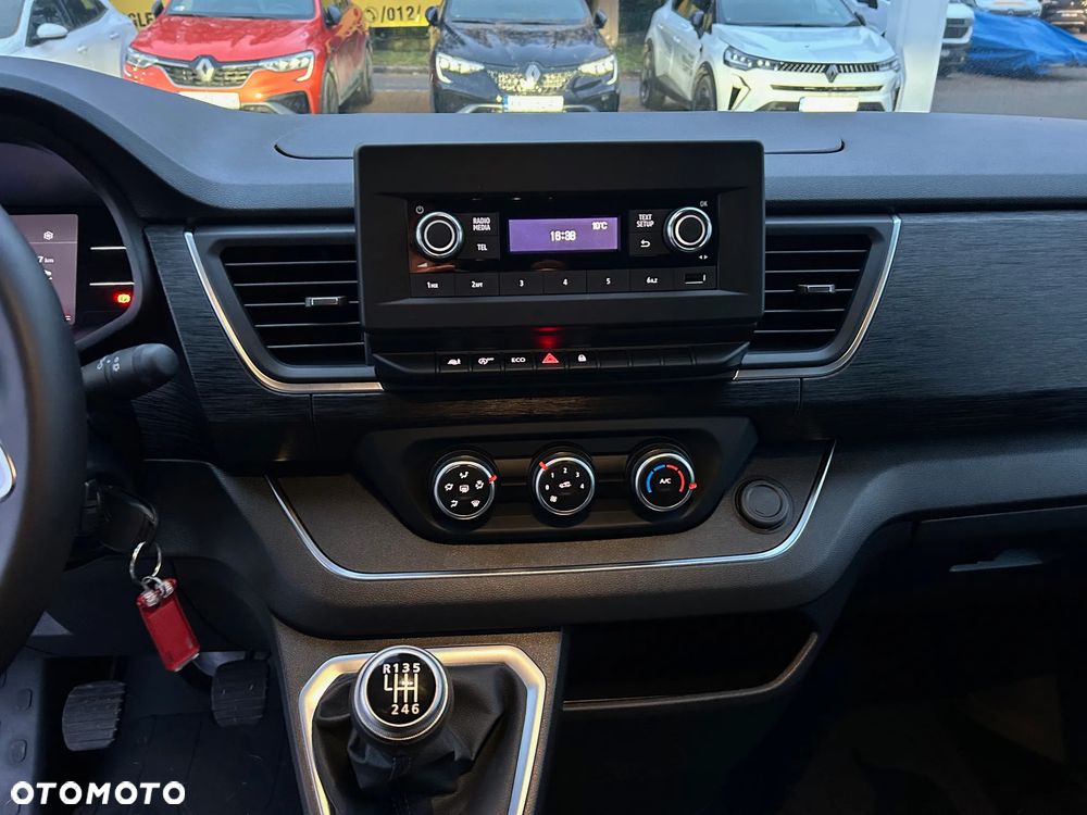 Renault Trafic 2.0 dCi - 18