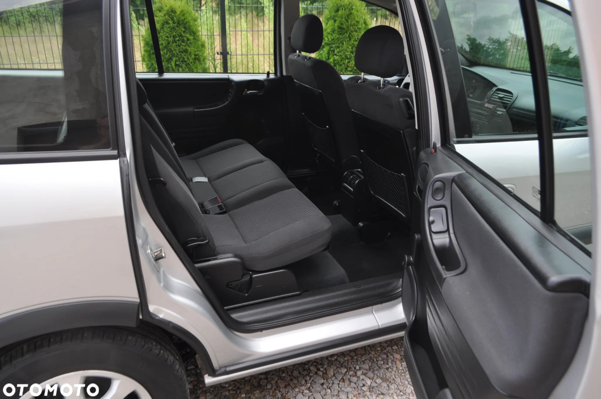 Opel Zafira 1.6 Njoy - 23