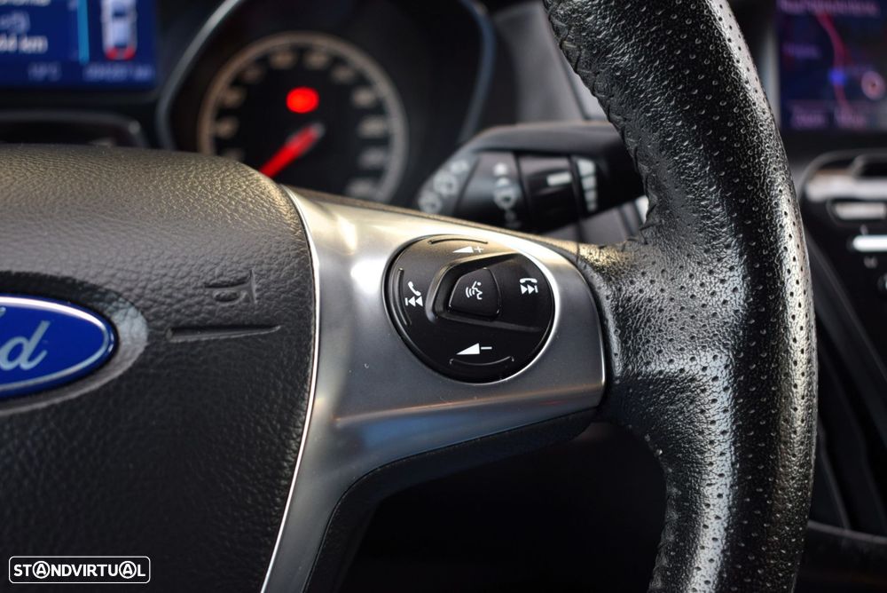 Ford Focus SW 2.0 EcoBoost ST - 21