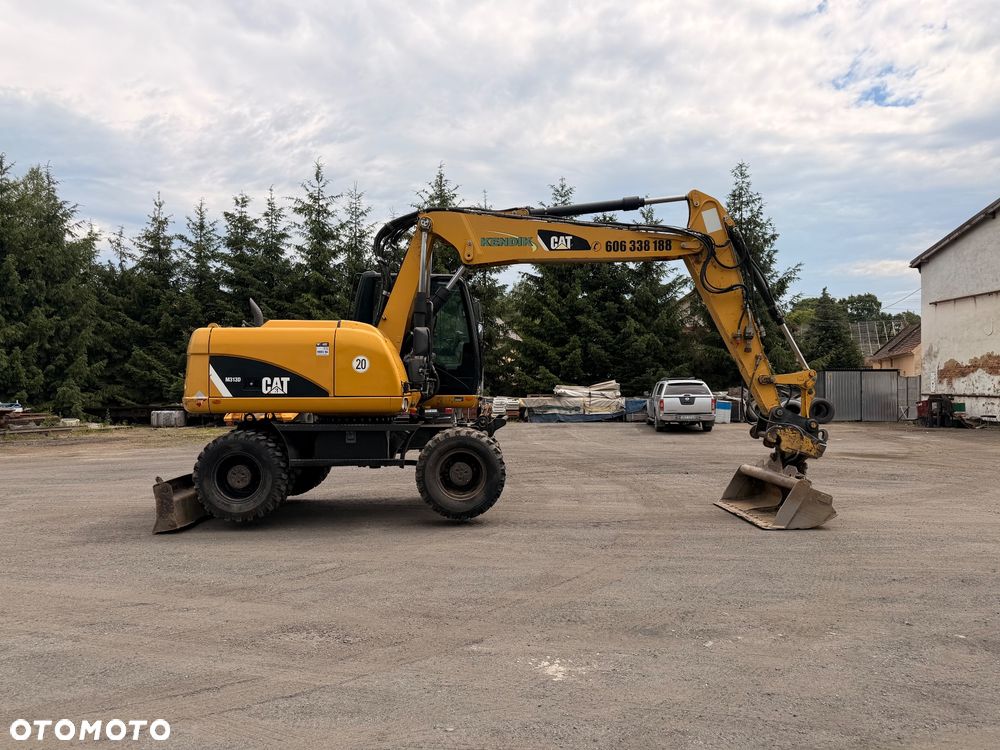 Caterpillar 313D - 4