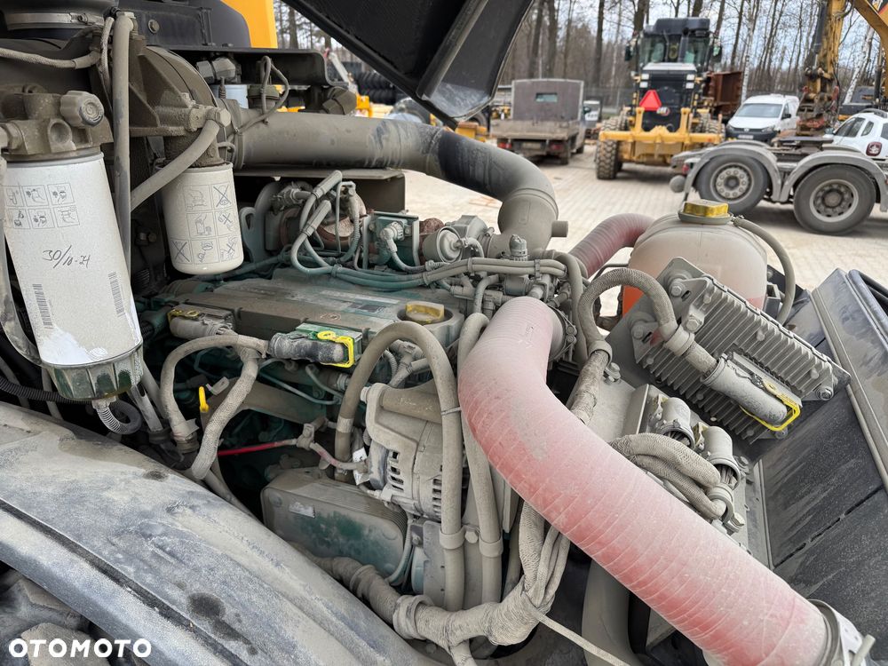 Volvo SD135 , BW213 , H13i - 15