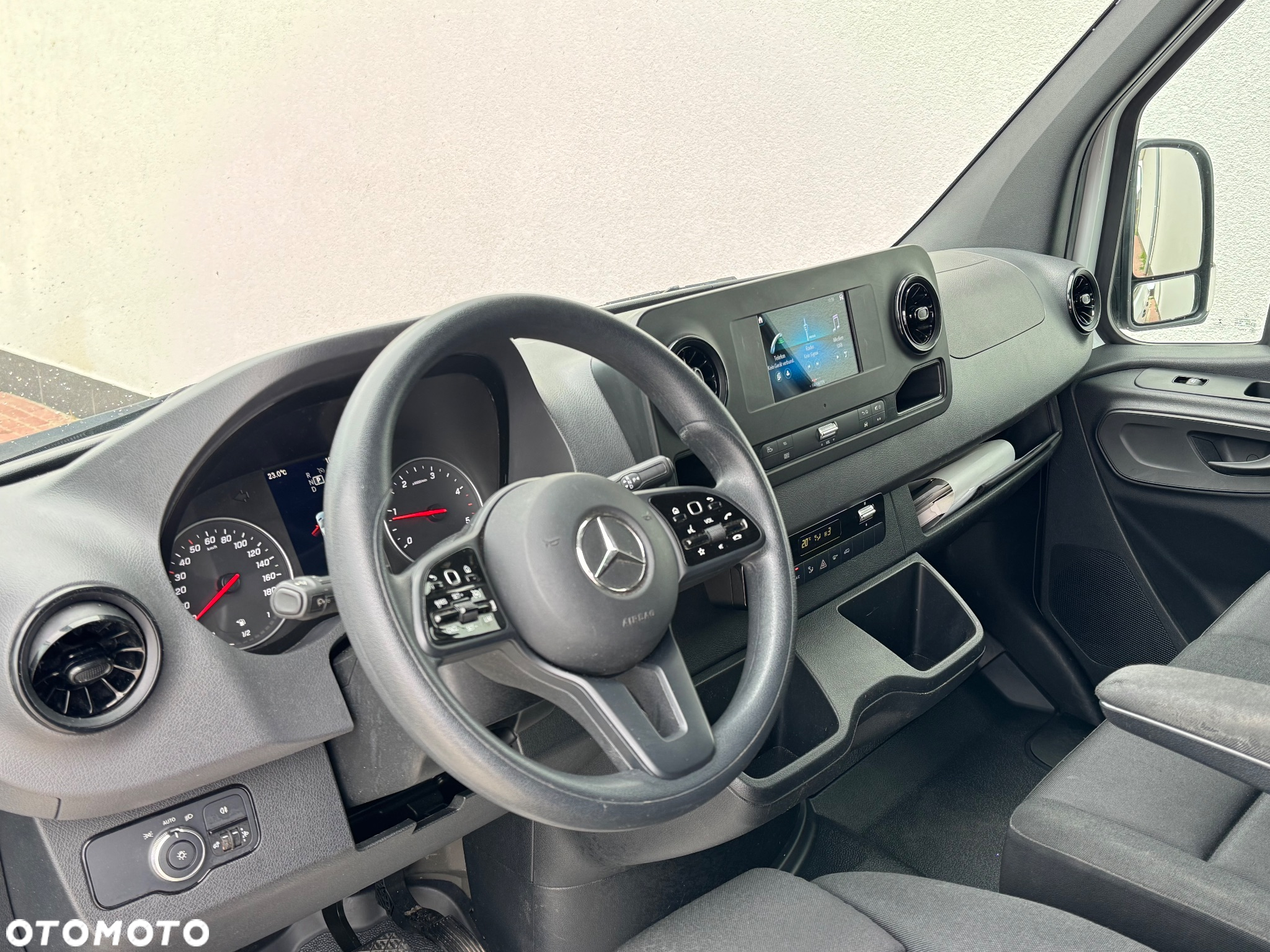 Mercedes-Benz Sprinter 317 CDI RWD Automat - 8