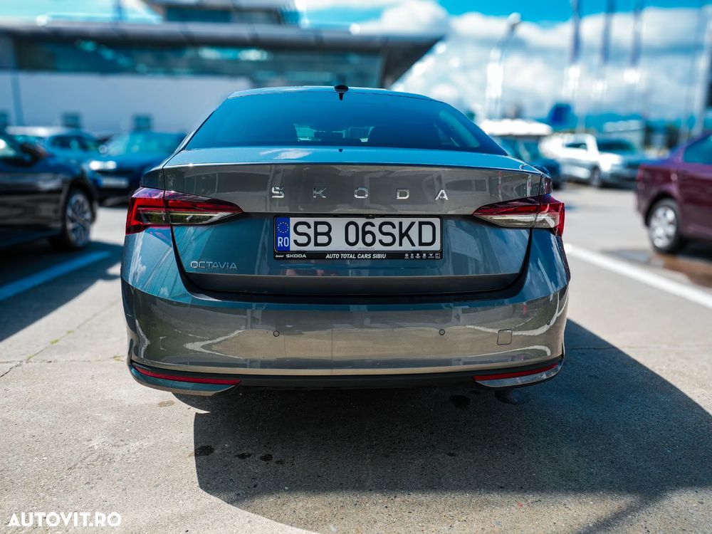 SKODA Octavia 2025 — imagine 5